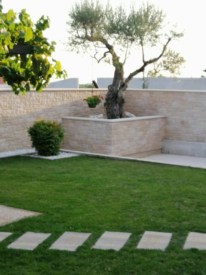 Villa Roza Umago Esterno foto